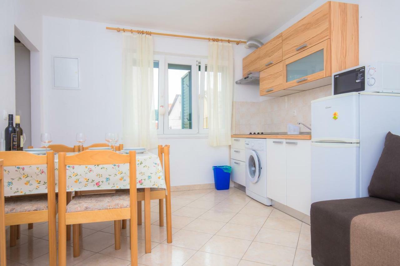 Apartment Rita Primošten Buitenkant foto
